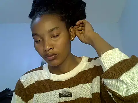 Snapshot of cute-alexis chatting on May 2026 02:17:01 AM cute-alexis online show from May 2026 02:17:01 AM