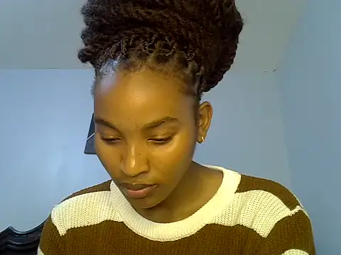 Snapshot of cute-alexis chatting on May 2026 08:37:01 PM cute-alexis online show from May 2026 08:37:01 PM