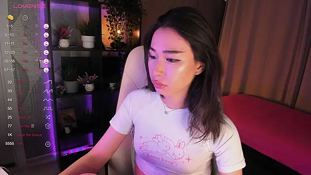 Snapshot of sensualily chatting on September 2025 03:46:02 PM sensualily online show from September 2025 03:46:02 PM