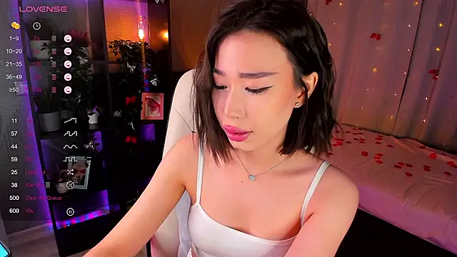 sensualily online show from February 2026 03:46:02 PM