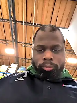 Snapshot of goodboybaddaddy chatting on February 2026 06:34:02 PM goodboybaddaddy online show from February 2026 06:34:02 PM