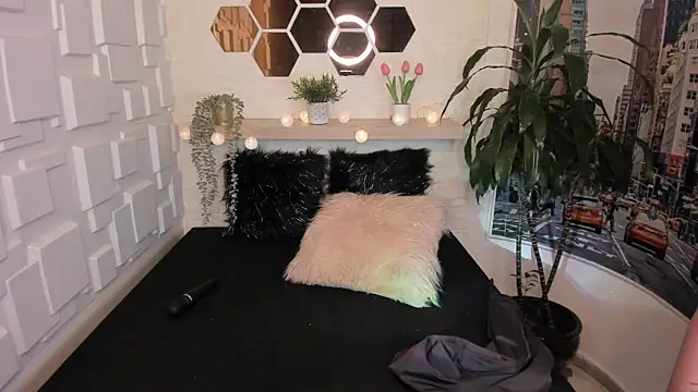 Snapshot of Esteff__o2 chatting on February 2025 07:52:02 PM Esteff o2 online show from February 2025 07:52:02 PM