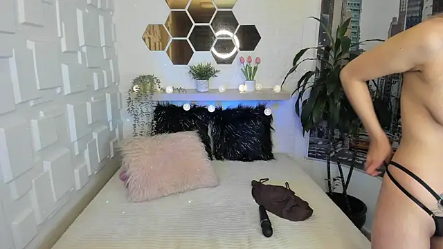 Snapshot of Esteff__o2 chatting on February 2025 07:42:01 PM Esteff o2 online show from February 2025 07:42:01 PM
