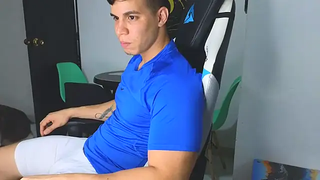 Snapshot of Ethanstill1 chatting on March 2025 03:13:02 AM Ethanstill1 online show from March 2025 03:13:02 AM