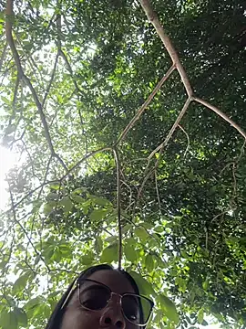 NAUGHTY LITTLE 18 online show from March 2026 03:30:01 PM