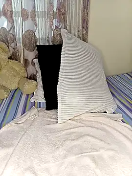 Cherriikenzie online show from February 2025 08:03:01 AM