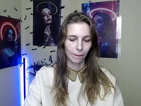 StrangerGi online show from October 2025 11:28:01 AM