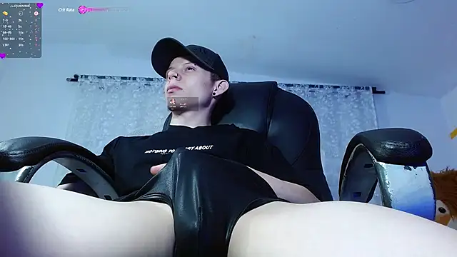 Matthew Boy  online show from December 2024 10:17:01 AM