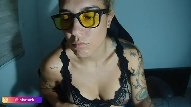 Isis69  online show from November 2025 01:06:02 AM