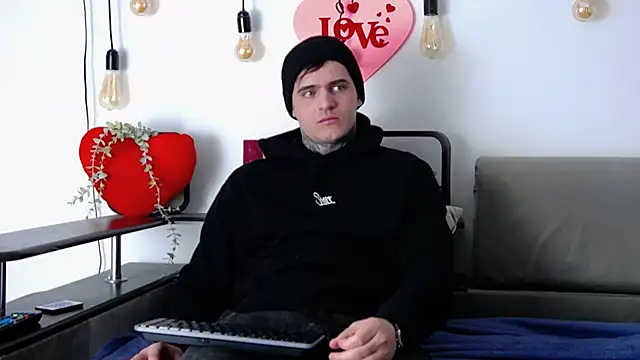 CarterCole online show from February 2025 07:49:01 AM