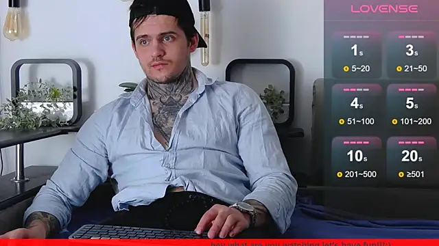 CarterCole online show from March 2025 04:35:01 PM