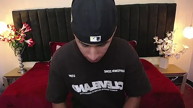 soft attraction online show from February 2026 07:34:02 PM