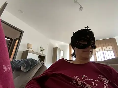 Marilou1983 online show from March 2025 12:30:02 PM