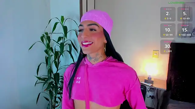 litz81 online show from November 2025 09:58:01 PM