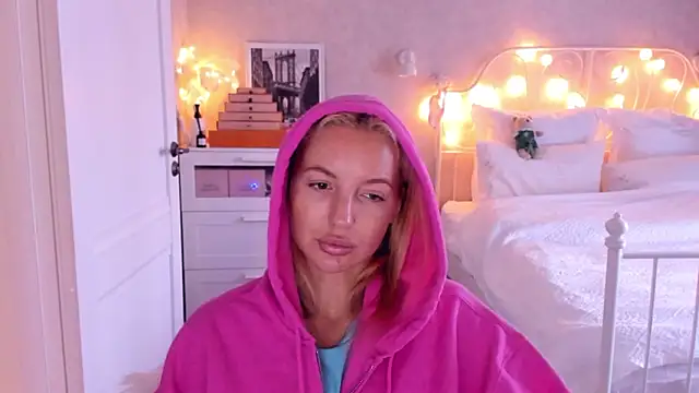 aestetick online show from January 2026 09:57:02 AM