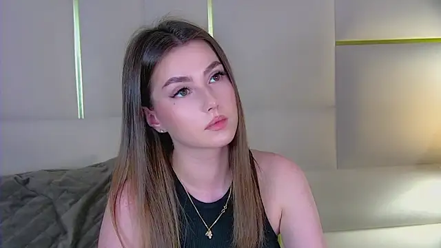 AliceMoreno online show from November 2025 07:05:02 PM