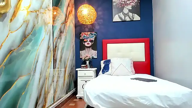 BustyAmanda online show from November 2025 08:09:01 PM