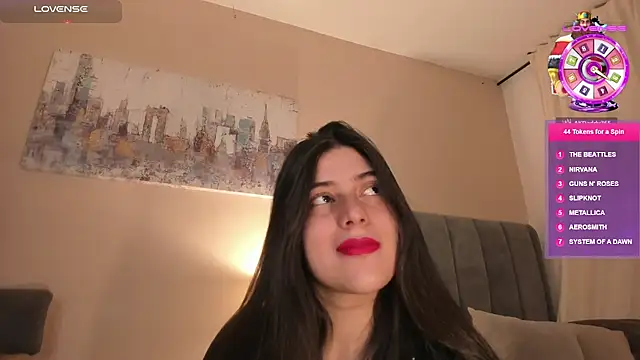 dakotaa   online show from November 2025 08:32:01 PM