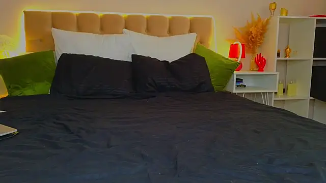 Jen Angel online show from March 2025 07:57:01 AM