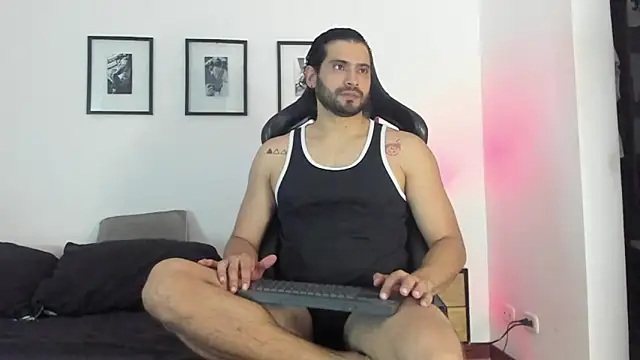 Dereck vega online show from May 2026 10:06:02 PM