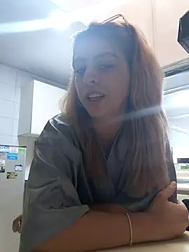 Nahiajhonson  online show from January 2026 07:11:01 PM