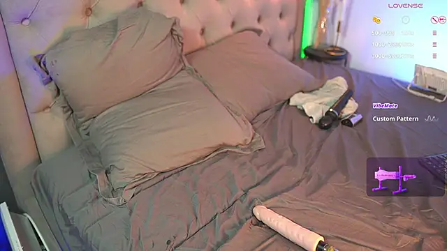 Eva Bailey  online show from January 2025 09:40:01 PM