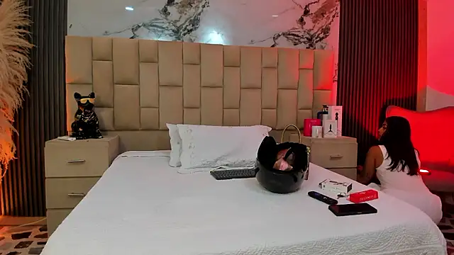 EmmaTorres  online show from February 2026 10:19:01 PM