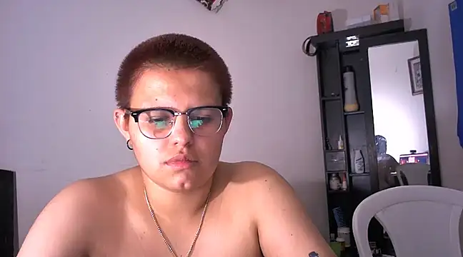 Snapshot of tatsumi_nao chatting on December 2024 05:00:01 AM tatsumi nao online show from December 2024 05:00:01 AM