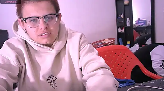 Snapshot of tatsumi_nao chatting on December 2024 03:24:01 AM tatsumi nao online show from December 2024 03:24:01 AM