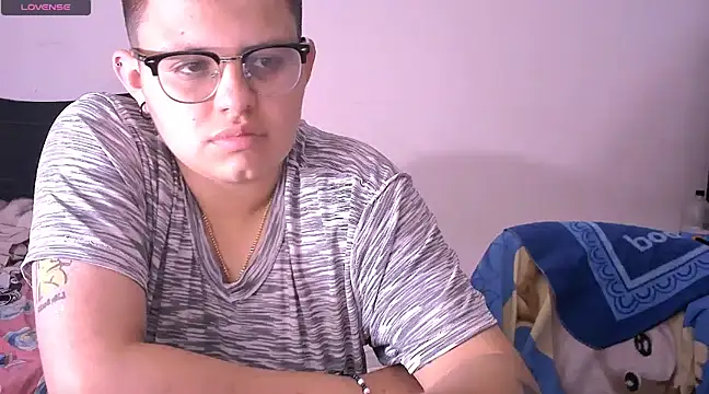 Snapshot of tatsumi_nao chatting on December 2024 01:54:01 PM tatsumi nao online show from December 2024 01:54:01 PM