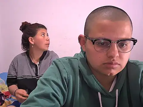 Snapshot of tatsumi_nao chatting on January 2025 08:28:01 PM tatsumi nao online show from January 2025 08:28:01 PM