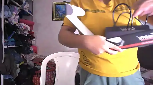 Snapshot of tatsumi_nao chatting on January 2025 04:25:01 AM tatsumi nao online show from January 2025 04:25:01 AM