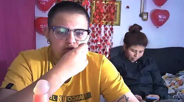 Snapshot of tatsumi_nao chatting on February 2025 01:38:02 PM tatsumi nao online show from February 2025 01:38:02 PM