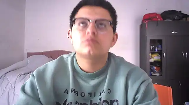 Snapshot of tatsumi_nao chatting on March 2025 09:13:01 PM tatsumi nao online show from March 2025 09:13:01 PM