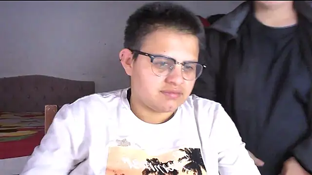 Snapshot of tatsumi_nao chatting on March 2025 02:04:01 AM tatsumi nao online show from March 2025 02:04:01 AM