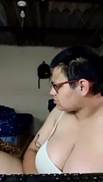 tatsumi nao online show from February 2026 06:04:01 PM