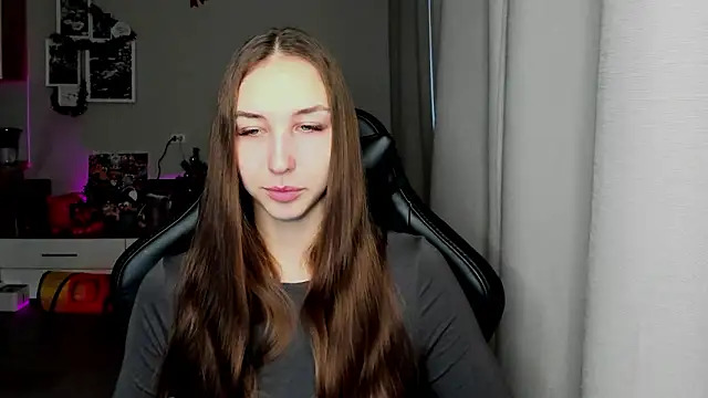 Snapshot of Sm0ly chatting on January 2026 02:48:02 AM Sm0ly online show from January 2026 02:48:02 AM