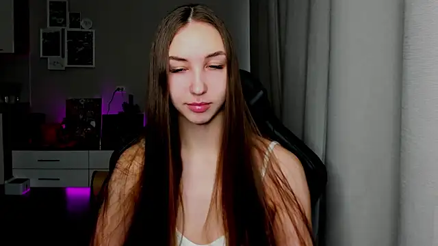 Snapshot of Sm0ly chatting on March 2026 02:00:01 AM Sm0ly online show from March 2026 02:00:01 AM