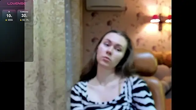 Snapshot of MadeleineWiliams chatting on November 2025 09:06:01 PM MadeleineWiliams online show from November 2025 09:06:01 PM