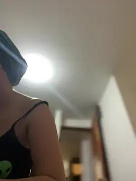 Cloew Marz online show from January 2025 08:57:02 PM