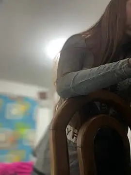 Cloew Marz online show from February 2025 10:03:02 PM