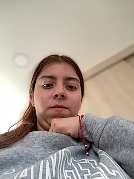 Cloew Marz online show from October 2025 10:21:01 PM