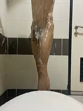 Snapshot of zeck80 chatting on December 2024 08:20:01 AM zeck80 online show from December 2024 08:20:01 AM