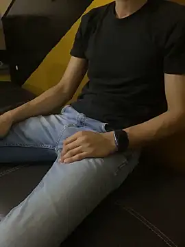 Snapshot of zeck80 chatting on January 2025 01:52:02 PM zeck80 online show from January 2025 01:52:02 PM