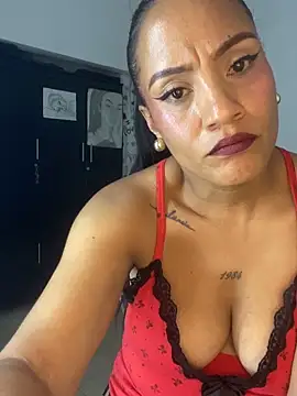 AdelaHaneix online show from November 2025 07:25:01 PM