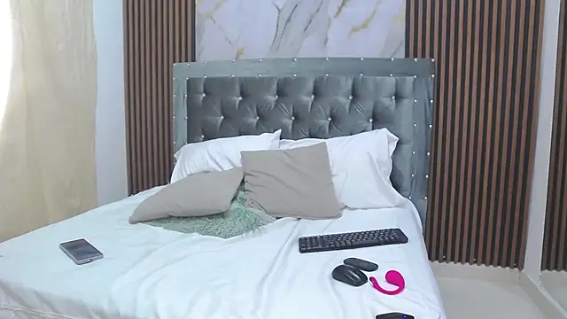 AshleyMontana online show from September 2025 12:26:02 AM