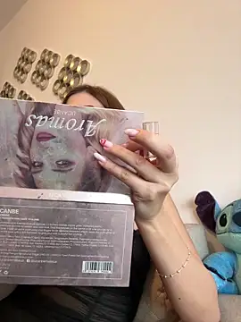 RaquelleDevon online show from March 2025 06:26:02 AM