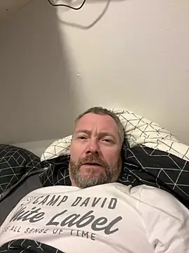 Snapshot of Rockburg chatting on December 2024 06:33:02 AM Rockburg online show from December 2024 06:33:02 AM