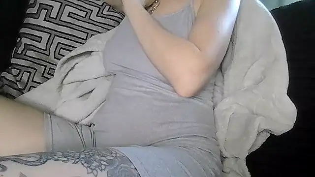 indie-rayne online show from June 2026 04:32:02 AM
