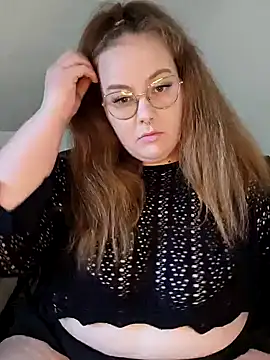 Snapshot of _Julie_x chatting on September 2025 11:22:02 AM Julie x online show from September 2025 11:22:02 AM